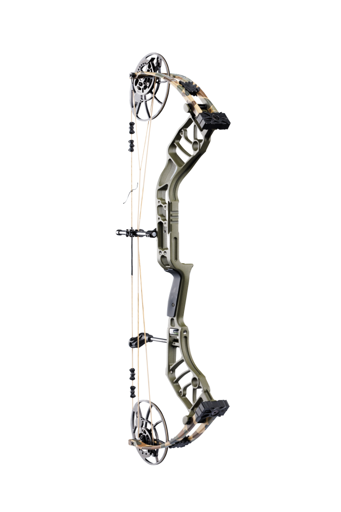 The Bear Archery Legend 30 compound bow is adjustable from 15 to 70 lbs, ensuring a customizable fit for all shooters.