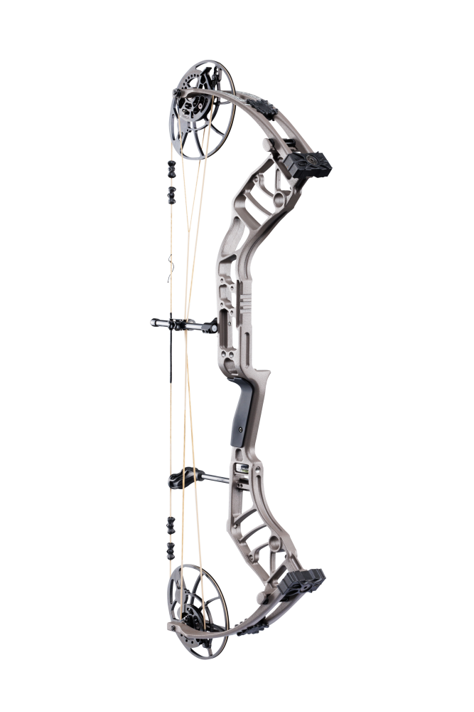 The Bear Archery Legend 30 compound bow for hunting delivers exceptional adjustability with draw lengths and an 85% let off.