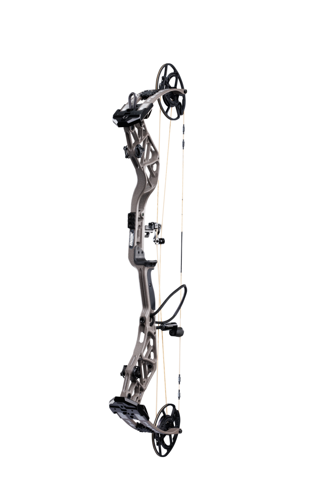 The Persist 33 compound bow effortlessly achieves speeds of up to 340 feet per second. 